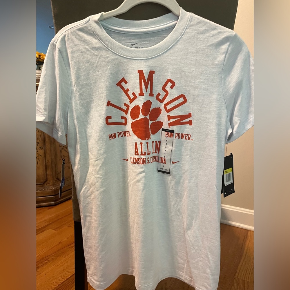 Clemson Nike Dri-Fit Tshirt NWT